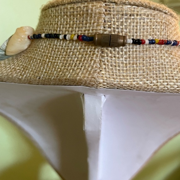 Stunning Boho Pink and Tan Shell Necklace - Picture 6 of 6